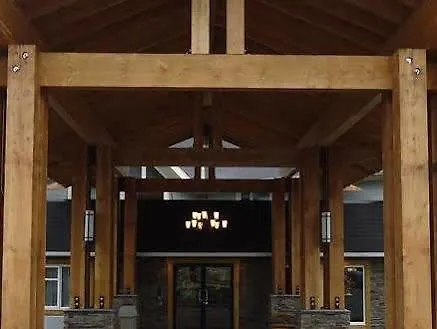 Best Western Plus Country Meadows Inn Aldergrove 4*,  Canadá