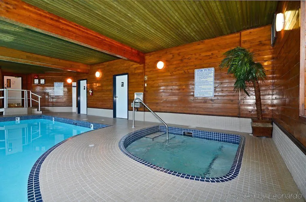 Best Western Plus Country Meadows Inn Aldergrove Hotel